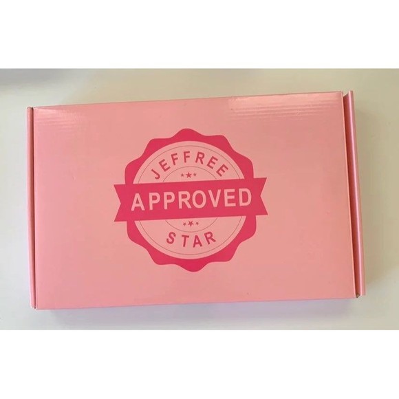Jeffree Star Cosmetics Baby Pink Chrome Handheld Mirror - New In Box - V-Day - Picture 3 of 5